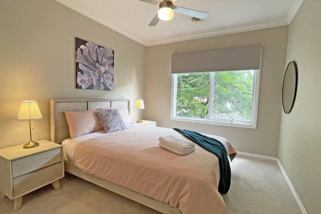 Villa Charming 6 Brm In Melbourne Mullum Mullum Precinct Doncaster East