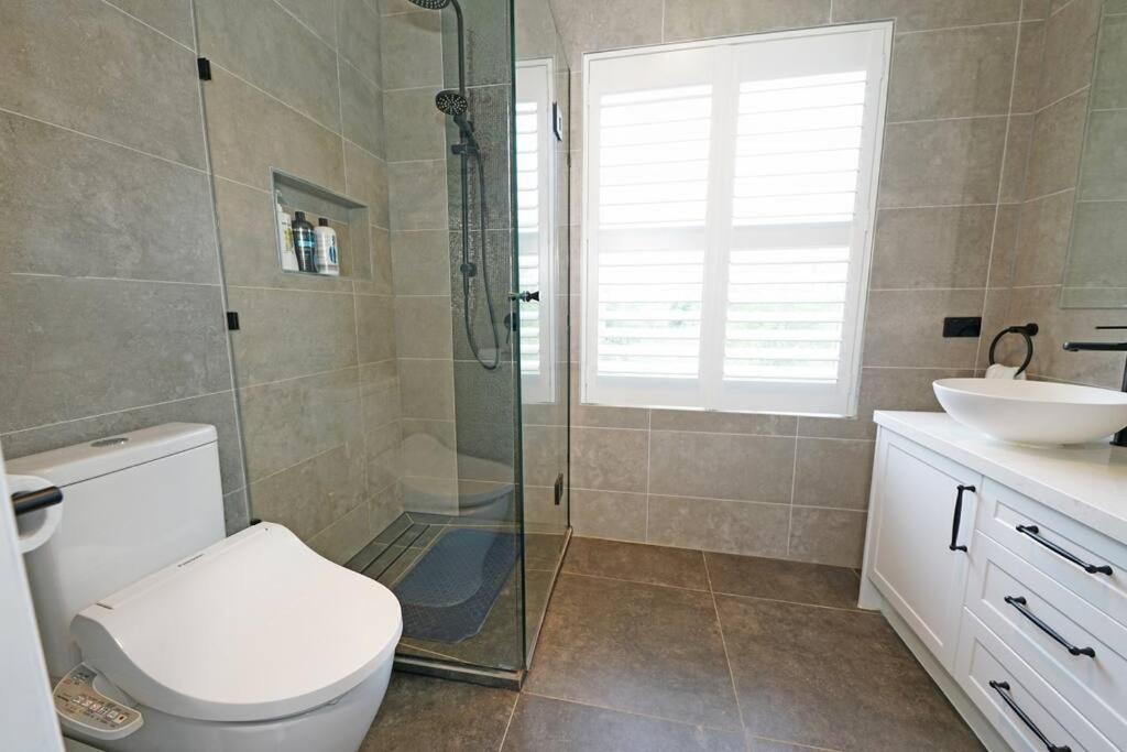 Villa Charming 6 Brm In Melbourne Mullum Mullum Precinct *