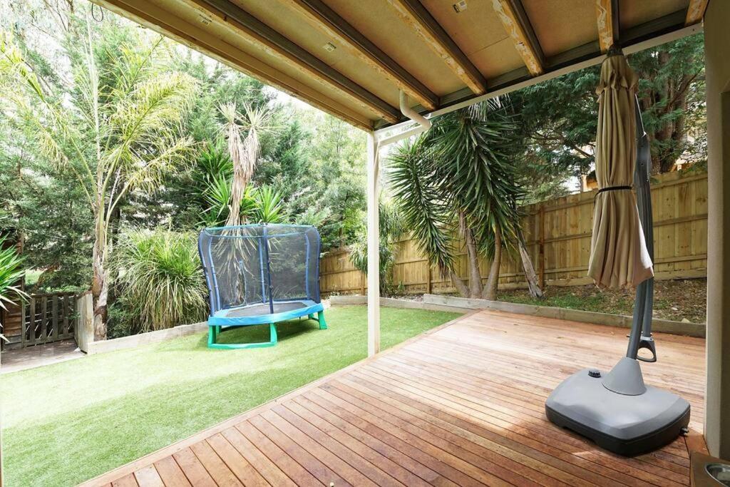 Villa Charming 6 Brm In Melbourne Mullum Mullum Precinct *
